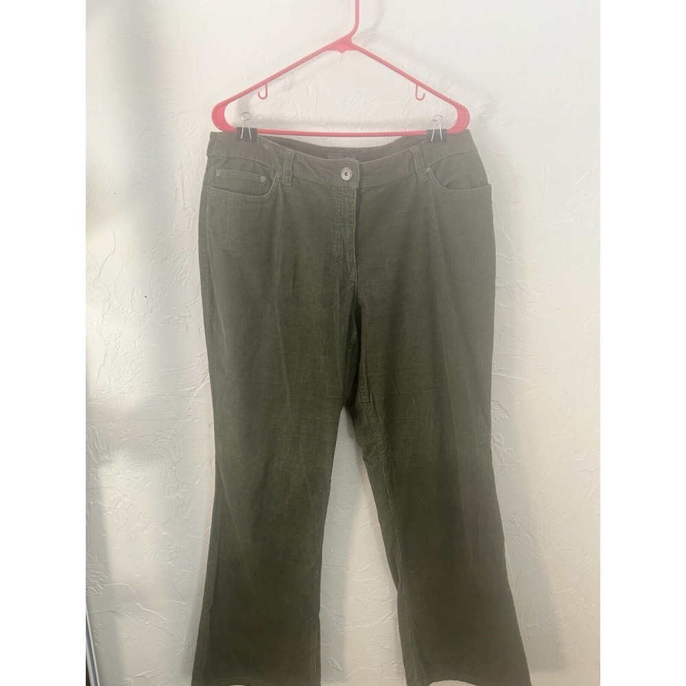 Covington Women Jeans Size 16 Green Corduroy. wide leg.